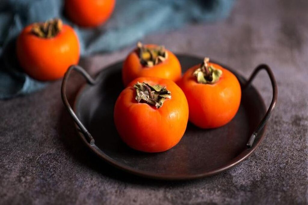 Manfaat Buah Kesemek Untuk Menjaga Berat Badan