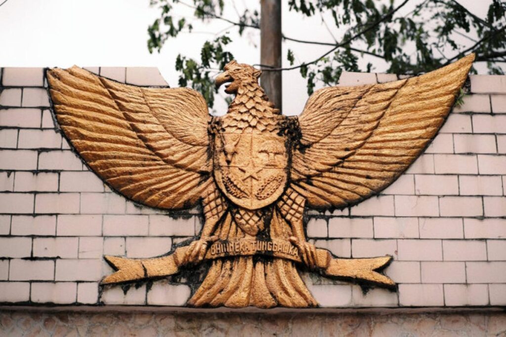 Manfaat Yang Didapat Jika Suatu Negara Mempunyai Ideologi Negara Yaitu